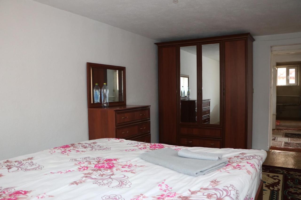 Guest House Baiel Bokonbayevo Exterior photo